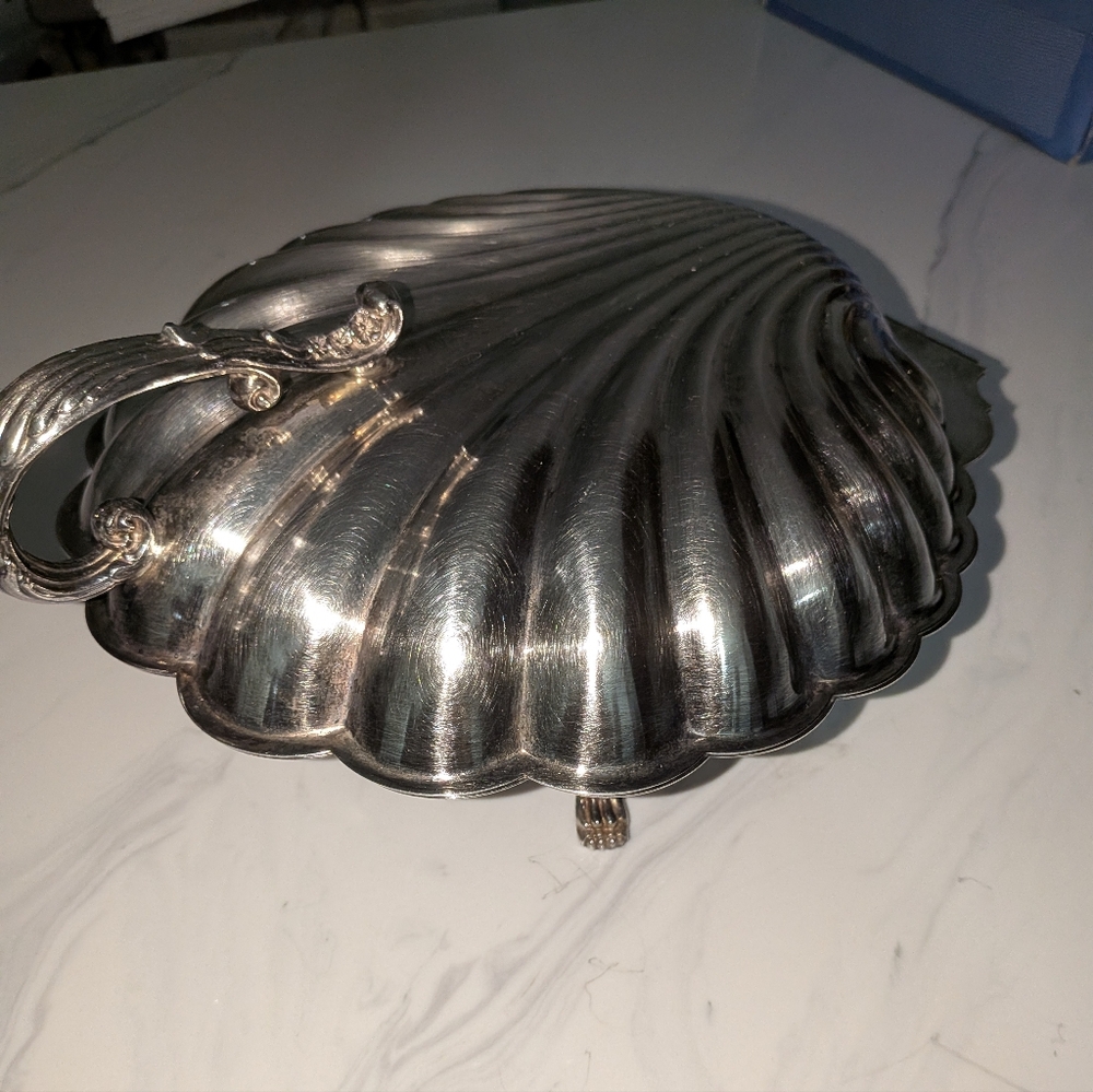 Antique Silver Plated Clam Shell Bowl With Hinged Double Lid